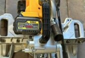 DeWalt Miter with a 6.0ah battery